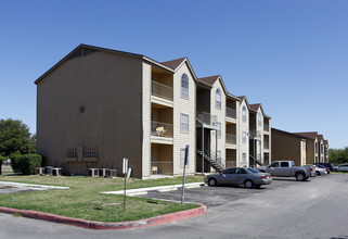 Monterrey Park Apartments in San Antonio, TX - Building Photo - Building Photo