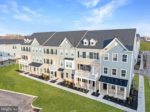 property at 32 Anderson Dr