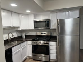 1104 S State St in Champaign, IL - Foto de edificio - Building Photo