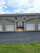 120 Corvette View Ct in Bowling Green, KY - Building Photo