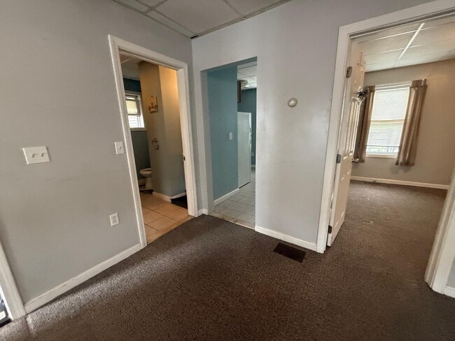 property at 1905 N Main St