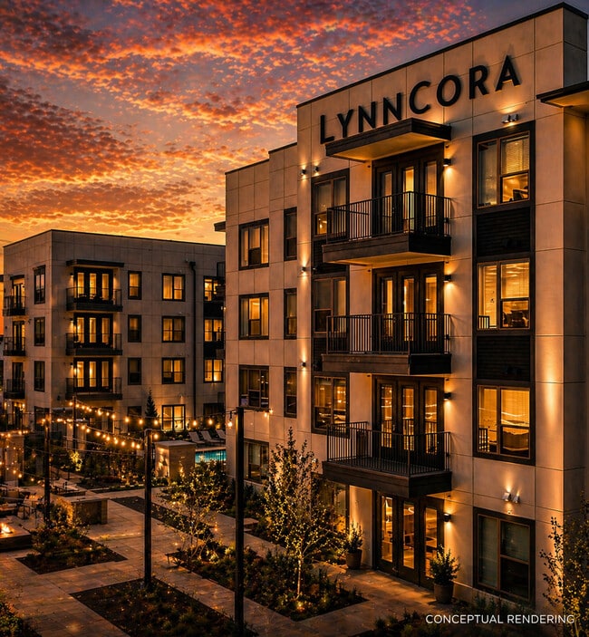 LynnCora