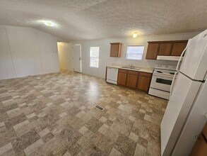 132 Chester White Dr in Seven Springs, NC - Building Photo - Building Photo