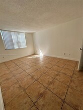 4430 NW 79th Ave in Doral, FL - Building Photo - Building Photo