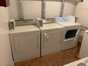 238 Cambridge St, Unit 4 in Boston, MA - Foto de edificio - Building Photo