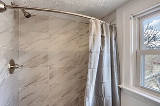 3409 Portola Ave in Pittsburgh, PA - Building Photo - Building Photo