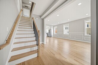 9 Logan Ave in Medford, MA - Building Photo - Building Photo