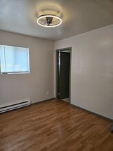909 1/2 N 7th St, Unit 9 and a half in Montrose, CO - Building Photo - Building Photo