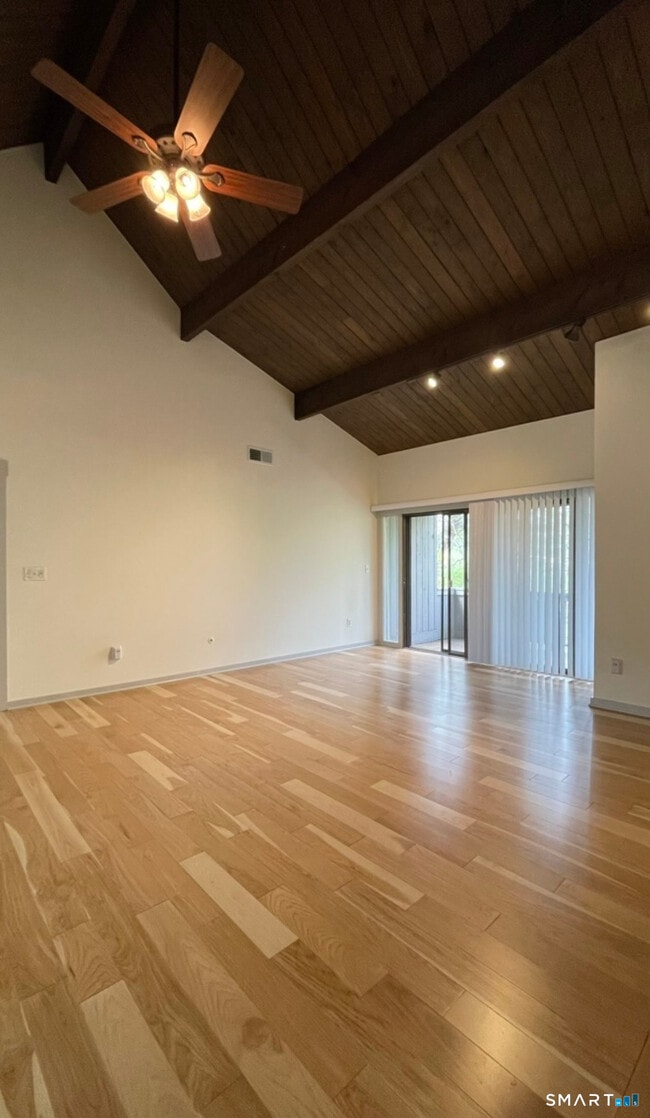 14b Algonquin Ln in Stratford, CT - Building Photo - Building Photo