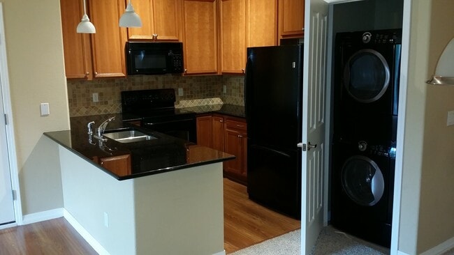 8808 S Kipling Way, Unit 302 in Littleton, CO - Building Photo - Building Photo