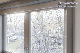 735 Truman Pkwy in Boston, MA - Building Photo - Building Photo