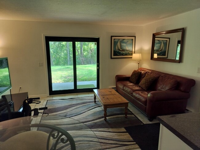 487 N Country Clb Dr in Cullowhee, NC - Building Photo - Building Photo