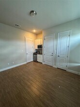1813 Mazarro Dr in Leander, TX - Building Photo - Building Photo