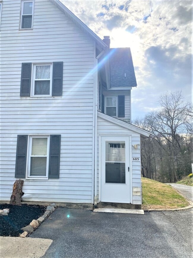 property at 685 Concord Rd