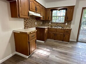 9615 Comstock Rd in Little Rock, AR - Building Photo - Building Photo