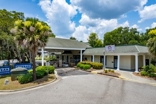 The Pearl Studio Apartments in Beaufort, SC - Building Photo