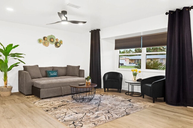 1311 Cypress Ave in Venice, FL - Building Photo - Building Photo