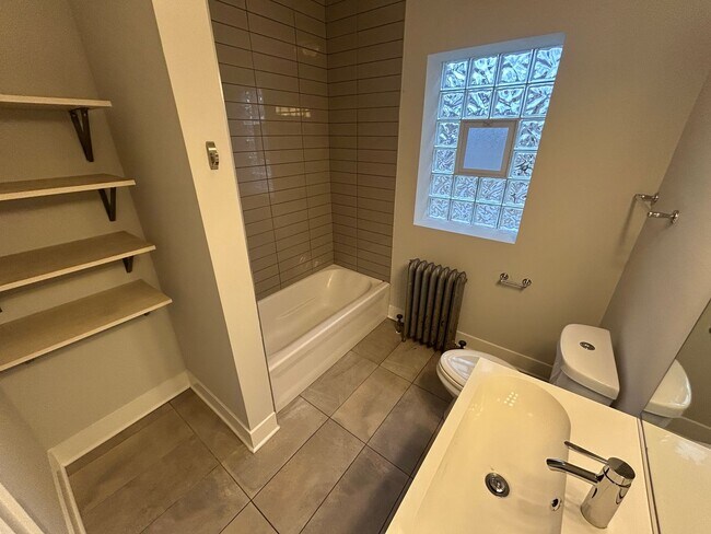 2157 N Avers Ave in Chicago, IL - Building Photo - Building Photo