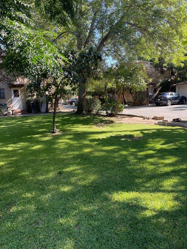 5135 Olivewood Ave in Riverside, CA - Building Photo - Building Photo