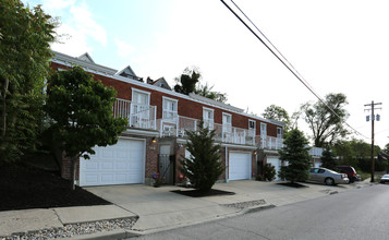 148-162 Dorchester Ave in Cincinnati, OH - Building Photo - Building Photo