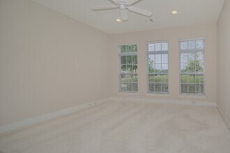 190 W Breezy Way in The Woodlands, TX - Building Photo - Building Photo