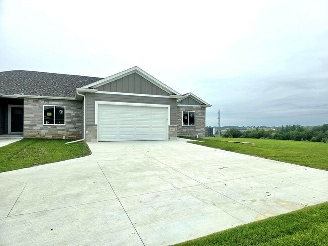property at 8605 Highview Cir