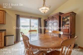 772 E River Dr in De Pere, WI - Building Photo - Building Photo