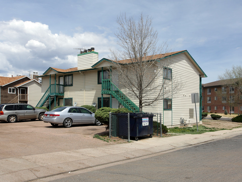 1185 Mazatlan Cir in Colorado Springs, CO - Building Photo