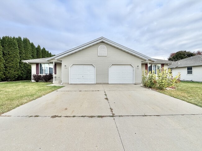 property at 1124-1126 Brown Dr