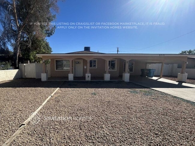 property at 2201 W Cortez St