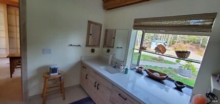 34478 Iversen Rd in Gualala, CA - Building Photo - Building Photo