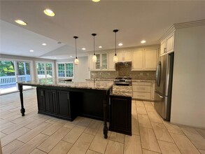 2237 Chimney Springs Dr in Marietta, GA - Building Photo - Building Photo