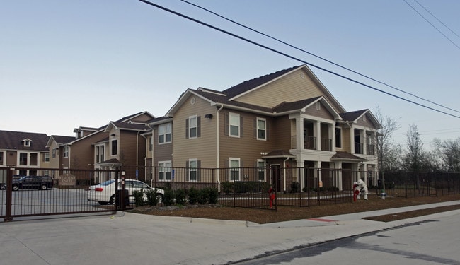 Magnolia Park Apartments