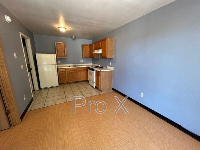 1706 S Powell St in Springdale, AR - Building Photo - Building Photo
