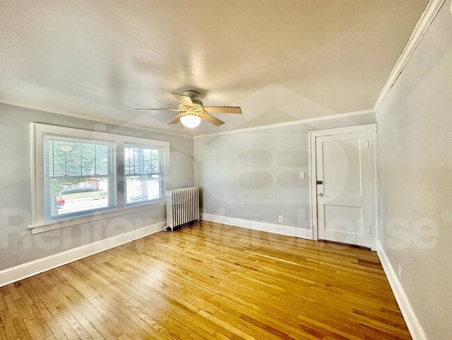 2300 Beaver Ave in Des Moines, IA - Building Photo - Building Photo