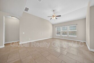 3124 Half Moon Dr in Schertz, TX - Building Photo - Building Photo