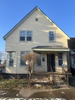 3449 Preston St, Unit 1 in Detroit, MI - Building Photo
