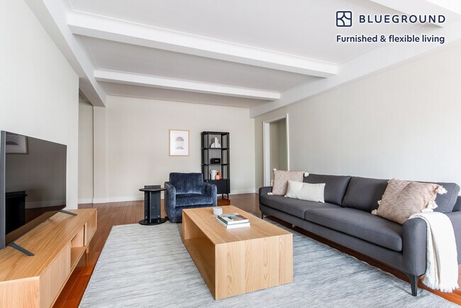 400 E 58th St in New York, NY - Building Photo - Building Photo
