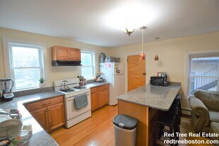 345 Market St, Unit 2 in Boston, MA - Building Photo