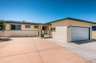 7467 Bagdad St in San Diego, CA - Building Photo - Building Photo