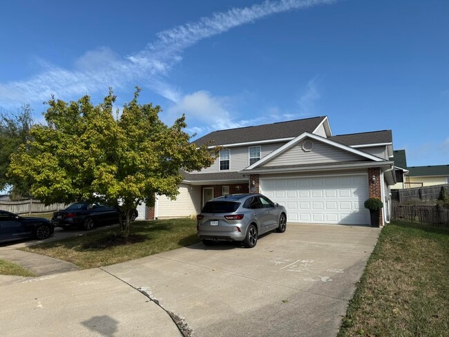 property at 7381 Arratt Ct