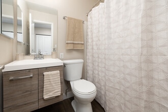 Chestnut Hills in Colorado Springs, CO - Building Photo - Interior Photo