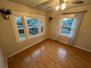 3833 Superba St in San Diego, CA - Building Photo - Building Photo