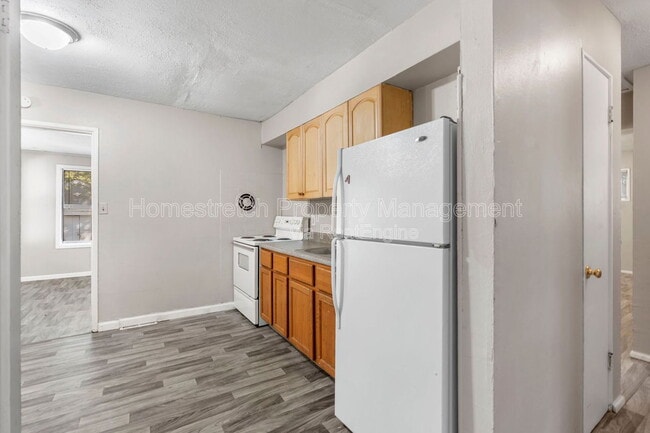 10224 Lord Dr in St. Louis, MO - Building Photo - Building Photo