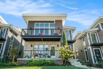 Kenwood 1 in Kansas City, MO - Foto de edificio - Building Photo