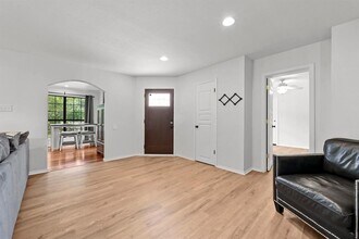 1045 Hidden Hills Dr in Dripping Springs, TX - Building Photo - Building Photo