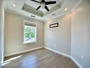 222 Roslindale Ave, Unit 3 CO in Boston, MA - Building Photo - Building Photo