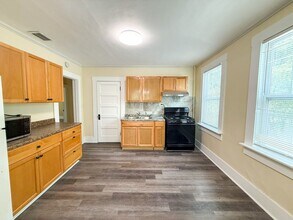 1022 NW 3rd Ave in Gainesville, FL - Building Photo - Building Photo