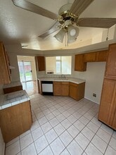 3600 Banyon Ct in Rosamond, CA - Foto de edificio - Building Photo