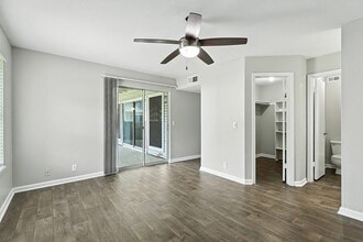 Newport Apartment Homes in Nashville, TN - Foto de edificio - Building Photo